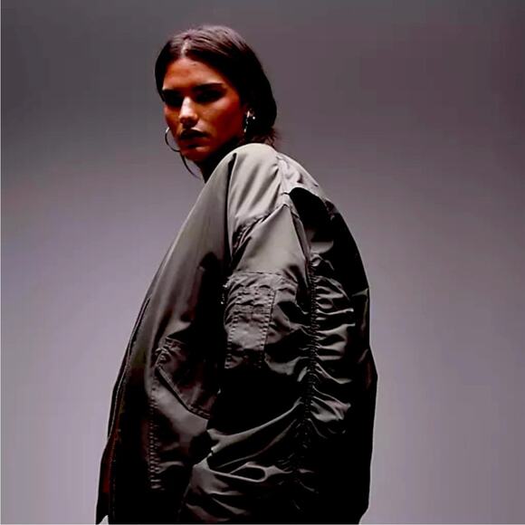 Topshop Oversize Bomber Jacket - Picture 1 of 9